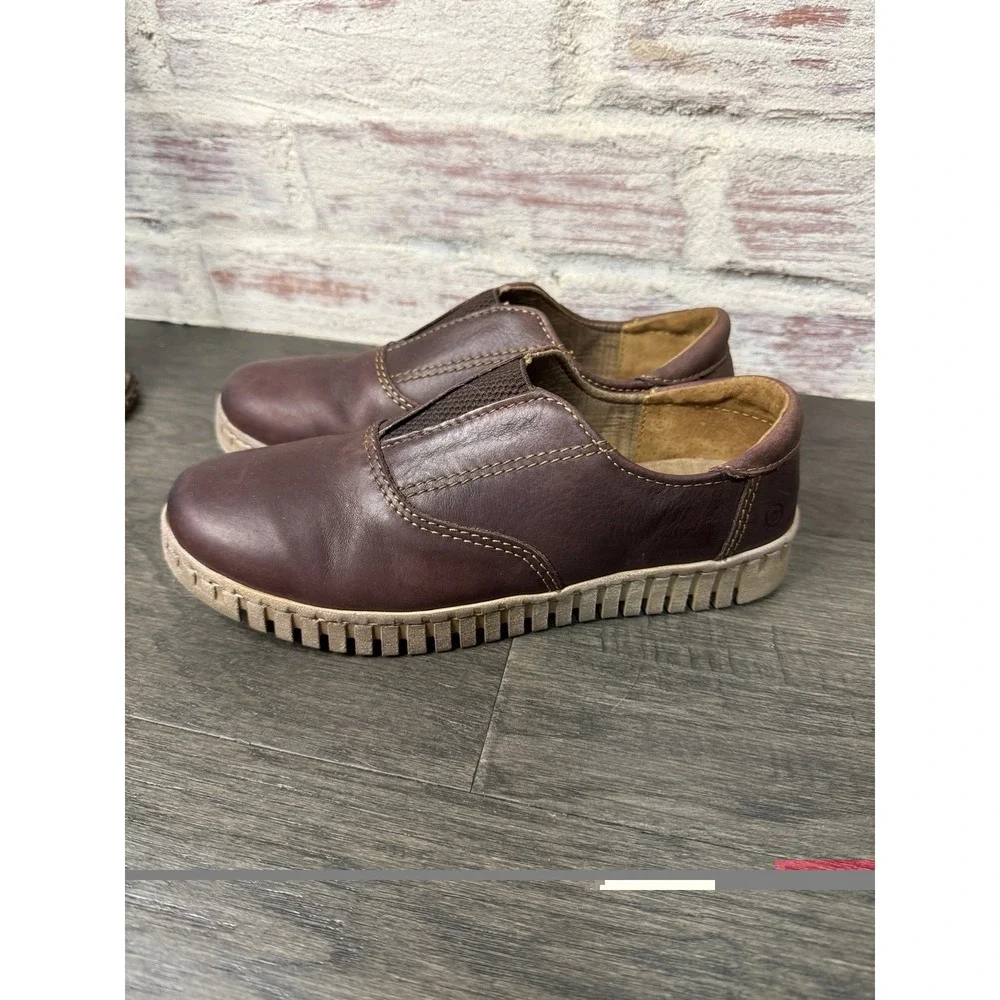 Born Shoes Womens 7 Berua Gored Slip on Sneakers Brown Leather Round Toe Comfort